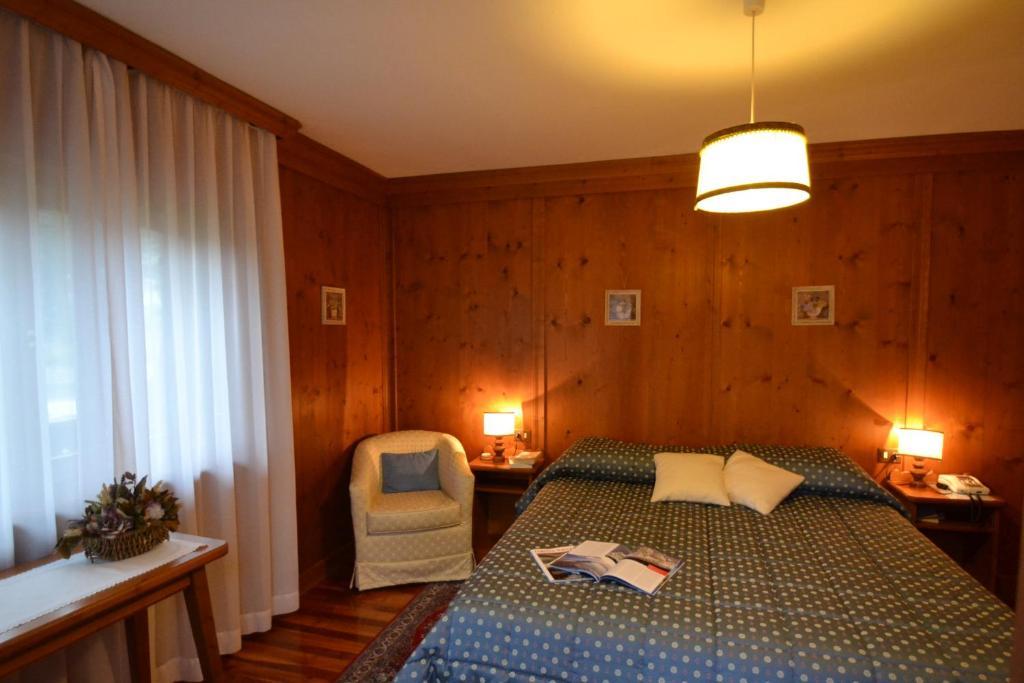 Hotel Villa Nevada Κορτίνα Ντ' Αμπέτσο Δωμάτιο φωτογραφία